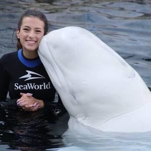 Meet your Posher, Nikki